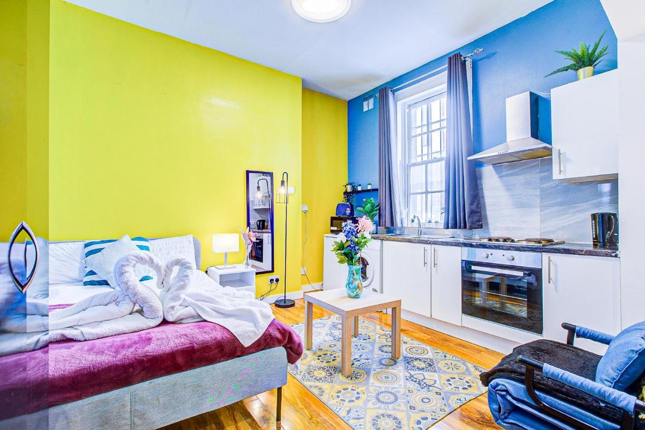 Studio With A Large Toilet And A Separate Room Budget Price Central London Luaran gambar